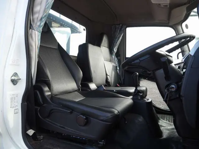 三菱 ファイター 2KG-FK71F(2WD)の写真43