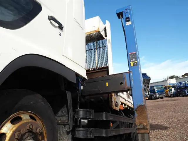 日野 レンジャー BDG-FE7JKWA(2WD)の写真13