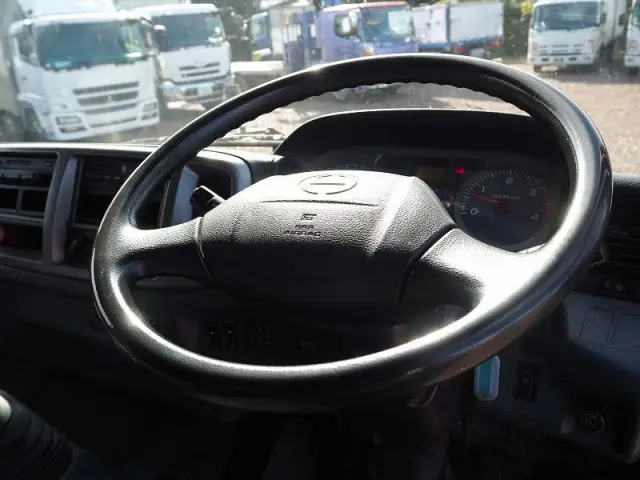 日野 レンジャー BDG-FE7JKWA(2WD)の写真46