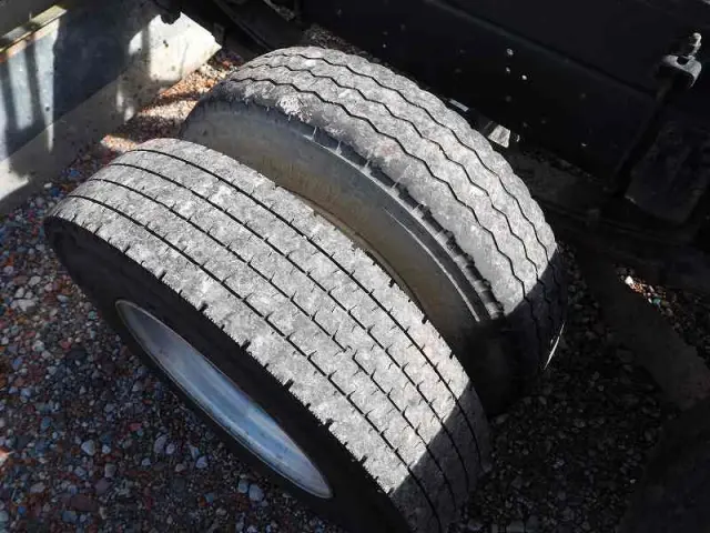 いすゞ フォワード SKG-FRR90S1(2WD)の写真20