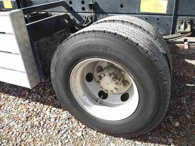 いすゞ フォワード SKG-FRR90S1(2WD)の写真31