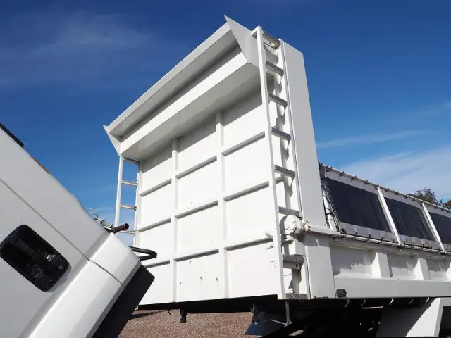 いすゞ フォワード SKG-FRR90S1(2WD)の写真41