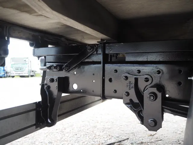 マツダ タイタン PA-LPR81R(2WD)の写真28