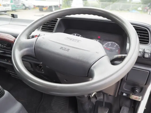 マツダ タイタン PA-LPR81R(2WD)の写真45