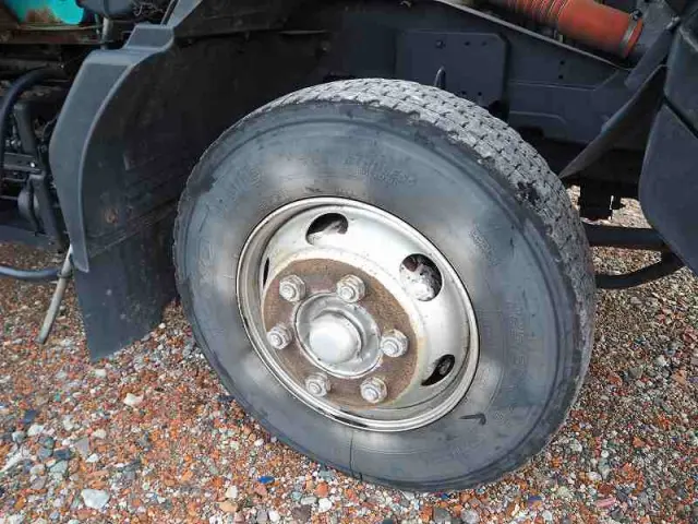 いすゞ フォワード TKG-FRR90S2(2WD)の写真22