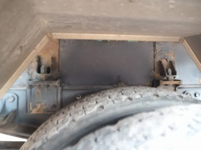 いすゞ フォワード TKG-FRR90S2(2WD)の写真27