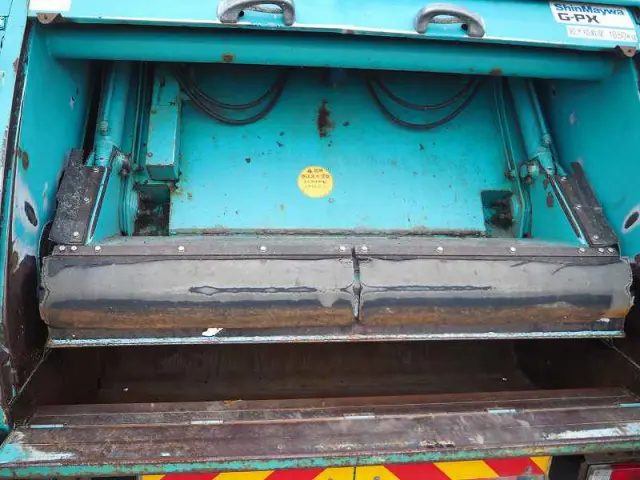 いすゞ フォワード TKG-FRR90S2(2WD)の写真29