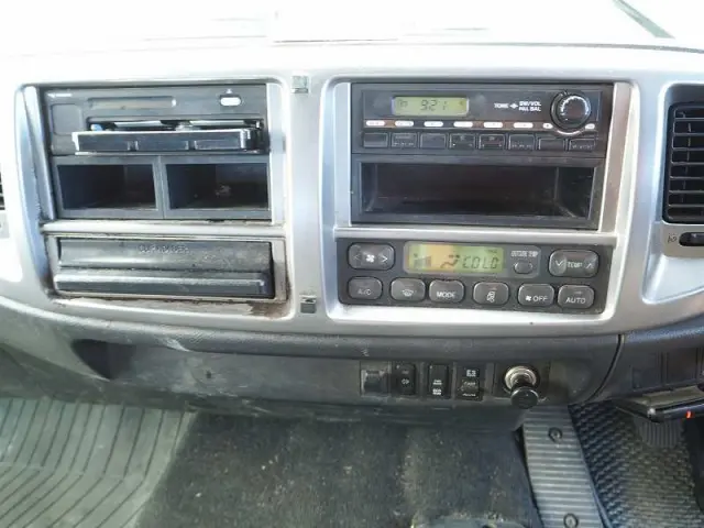 日野 レンジャー QKG-FE7JKAA(2WD)の写真47