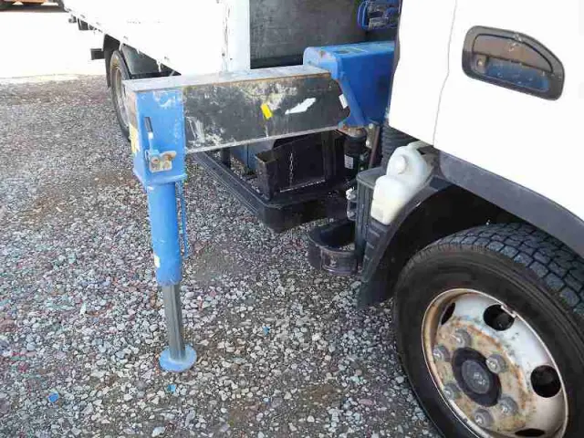 三菱 キャンター TPG-FEB80(2WD)の写真9