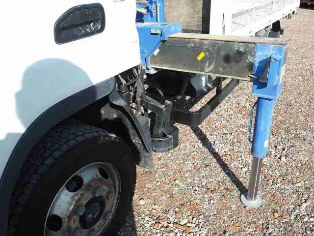 三菱 キャンター TPG-FEB80(2WD)の写真14