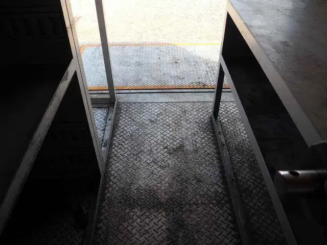 日産 アトラス SKG-TZ2F24(2WD)の写真16