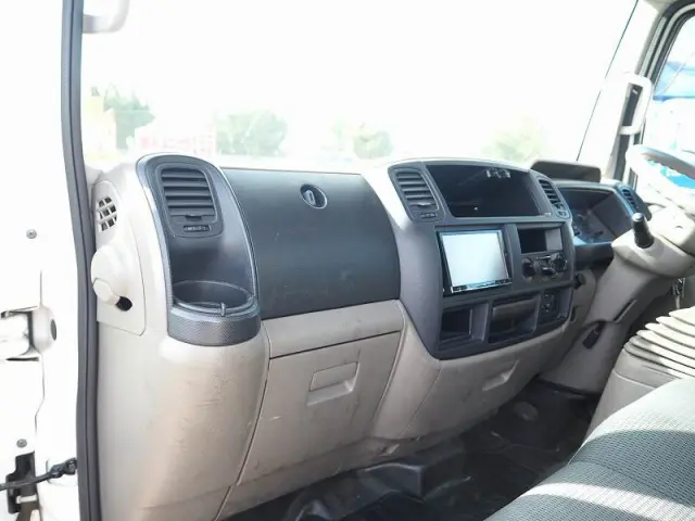 日産 アトラス SKG-TZ2F24(2WD)の写真43