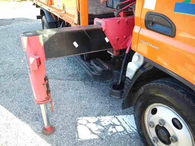 三菱 キャンター TKG-FEA50(2WD)の写真9