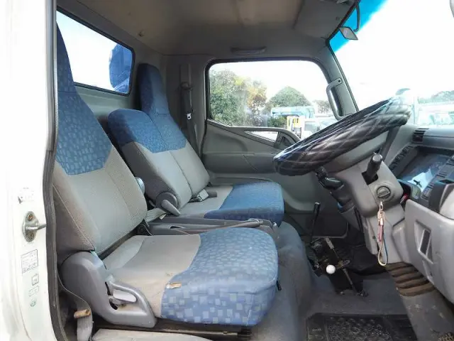 三菱 キャンター KK-FE82EEV(2WD)の写真44