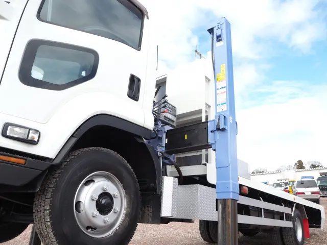 いすゞ フォワード SPG-FSR90S2(2WD)の写真11