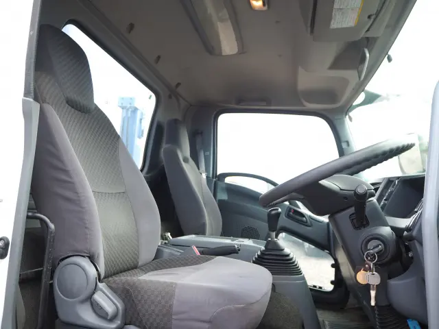 いすゞ フォワード SPG-FSR90S2(2WD)の写真46