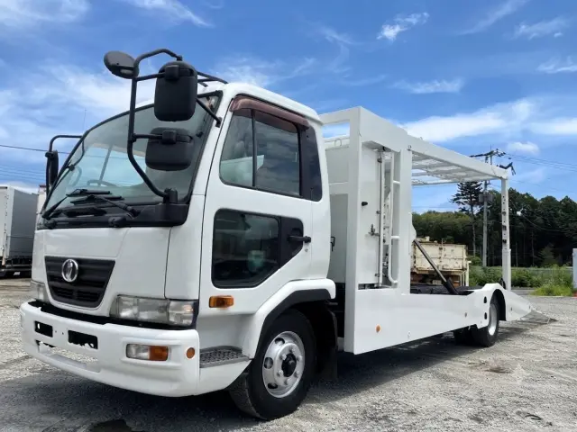 UD コンドル BDG-MK35C(2WD)の写真1