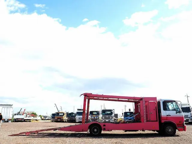 ＵＤ コンドル BDG-MK35C(2WD)の写真6