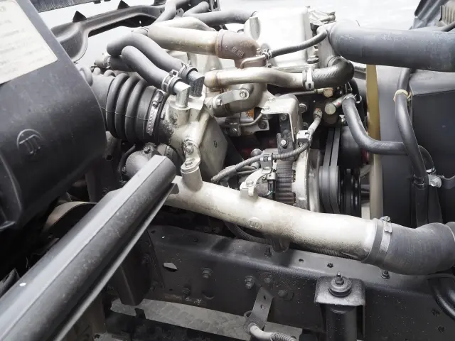 UD コンドル BDG-MK35C(2WD)の写真11