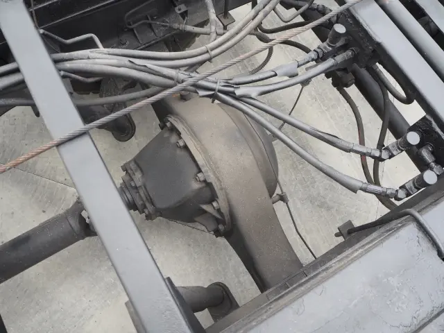 UD コンドル BDG-MK35C(2WD)の写真24