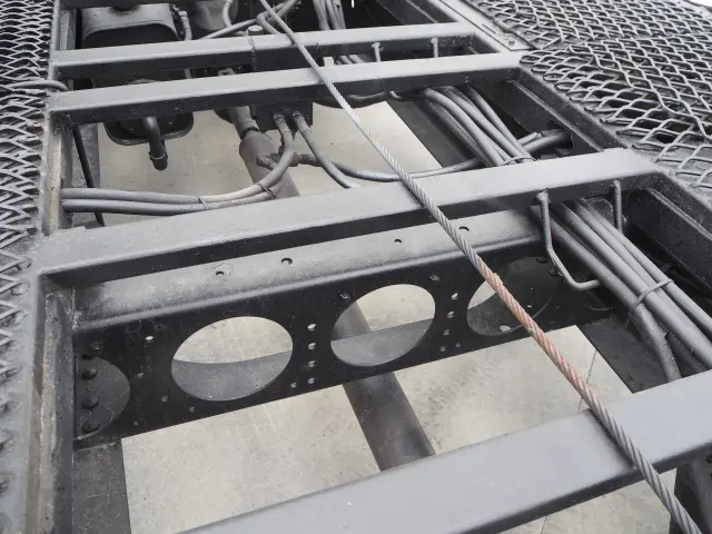 UD コンドル BDG-MK35C(2WD)の写真26