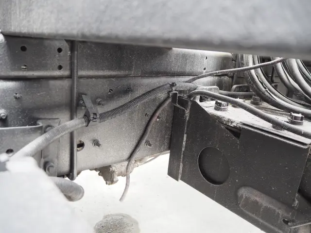 UD コンドル BDG-MK35C(2WD)の写真33
