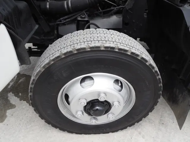 UD コンドル BDG-MK35C(2WD)の写真35