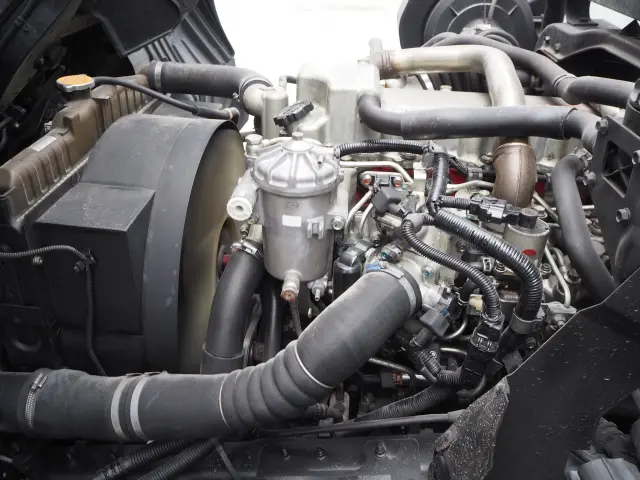 UD コンドル BDG-MK35C(2WD)の写真36
