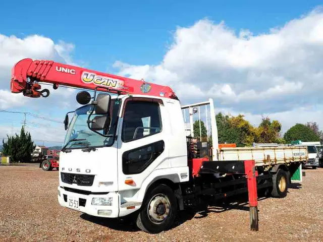 三菱 ファイター QKG-FK62FZ(2WD)の写真1