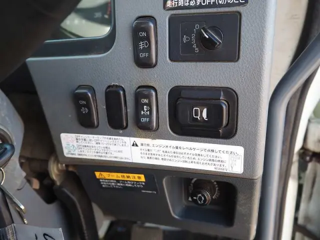 三菱 ファイター QKG-FK62FZ(2WD)の写真48