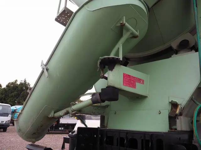 日野 プロフィア QPG-FS1AKDA(6x4)の写真20