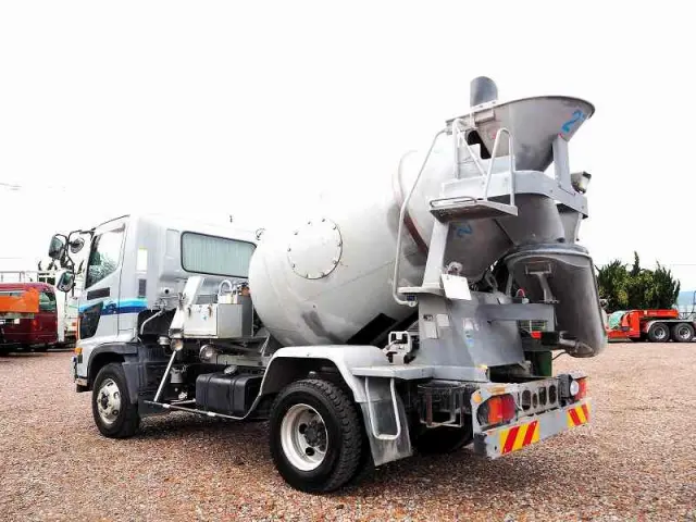 日野 レンジャー TKG-FC9JCAA(2WD)の写真3