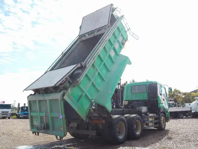 いすゞ ギガ QKG-CXZ77AT(6x4)の写真14