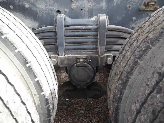 いすゞ ギガ QKG-CXZ77AT(6x4)の写真25