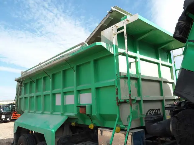 いすゞ ギガ QKG-CXZ77AT(6x4)の写真39