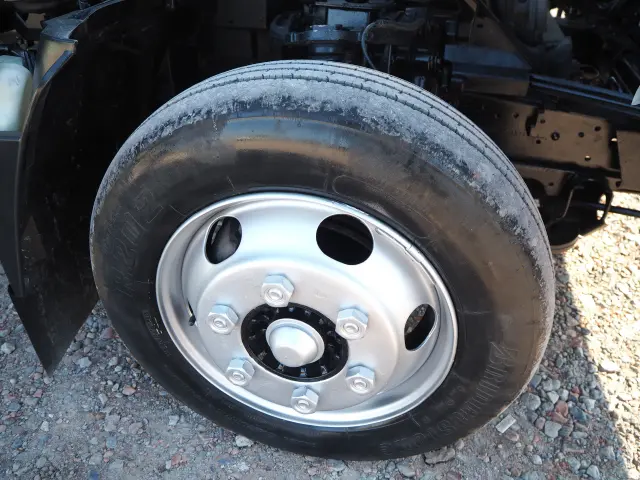 いすゞ エルフ TRG-NPR85AN(2WD)の写真17