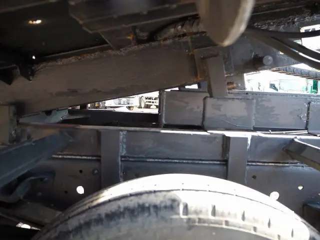 いすゞ エルフ TRG-NPR85AN(2WD)の写真23