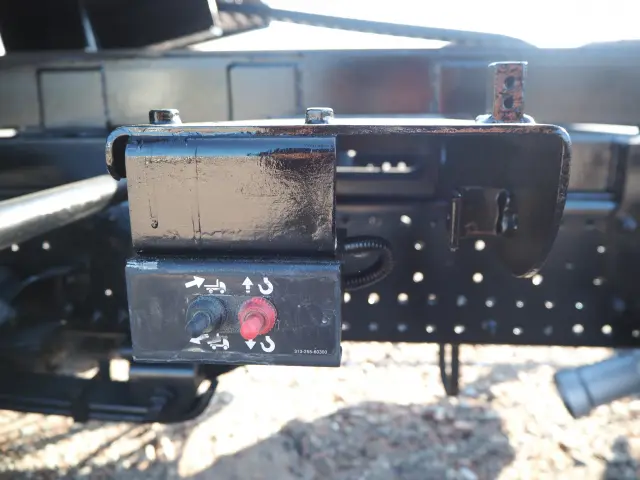 いすゞ エルフ TRG-NPR85AN(2WD)の写真24