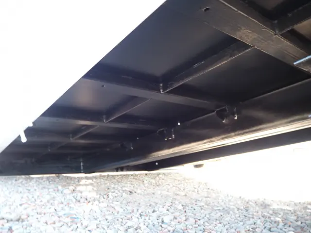 いすゞ エルフ TRG-NPR85AN(2WD)の写真32