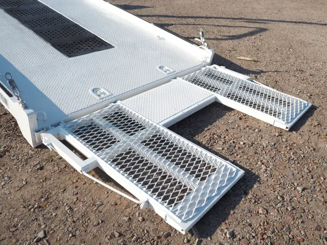 いすゞ エルフ TRG-NPR85AN(2WD)の写真36