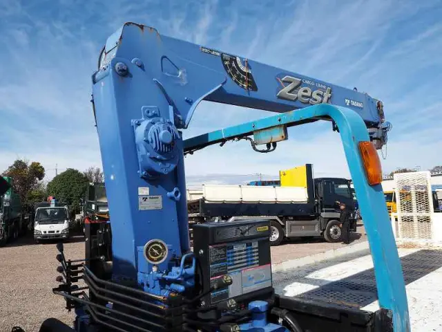 いすゞ エルフ TRG-NPR85AN(2WD)の写真37