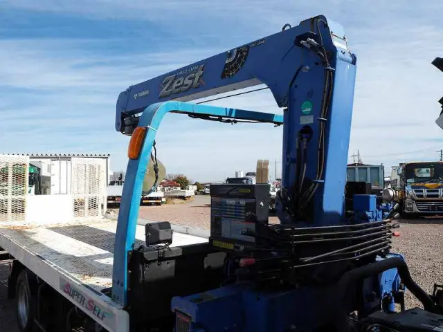 いすゞ エルフ TRG-NPR85AN(2WD)の写真38