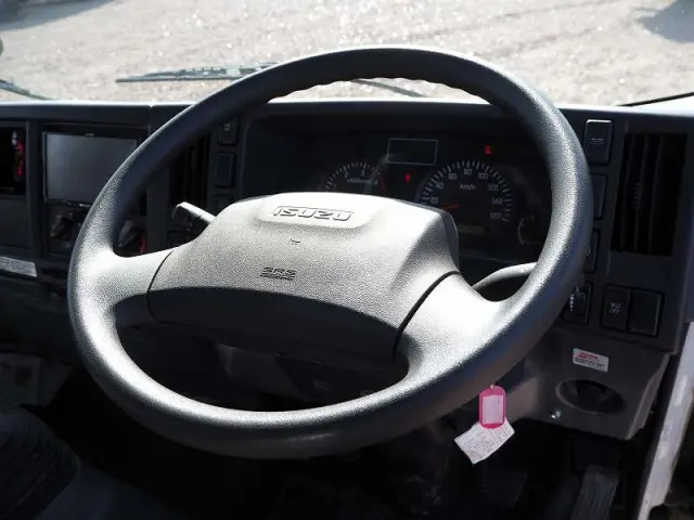 いすゞ エルフ TRG-NPR85AN(2WD)の写真47