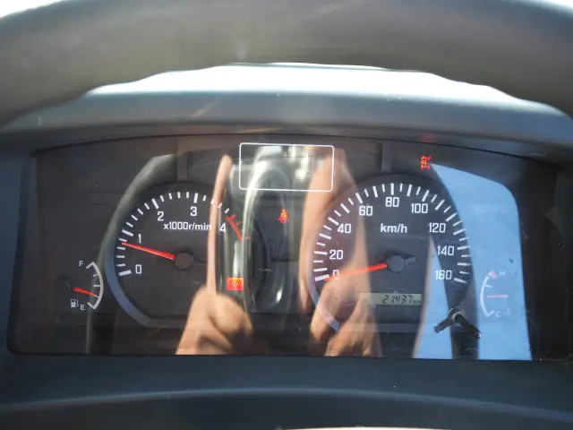 いすゞ エルフ TRG-NPR85AN(2WD)の写真50