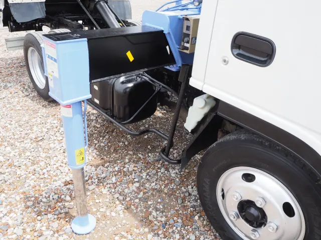 マツダ タイタン PB-LKR81AN(2WD)の写真9
