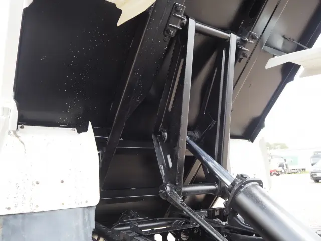 マツダ タイタン PB-LKR81AN(2WD)の写真31