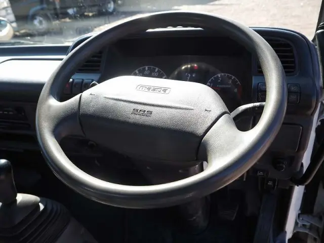 マツダ タイタン PB-LKR81AN(2WD)の写真47