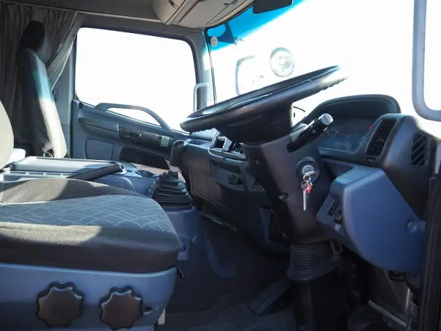 日野 レンジャー ADG-FD7JLWA(2WD)の写真43