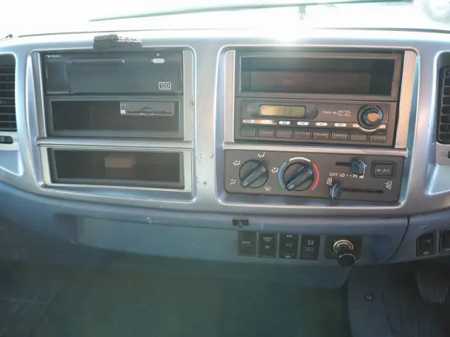 日野 レンジャー ADG-FD7JLWA(2WD)の写真45