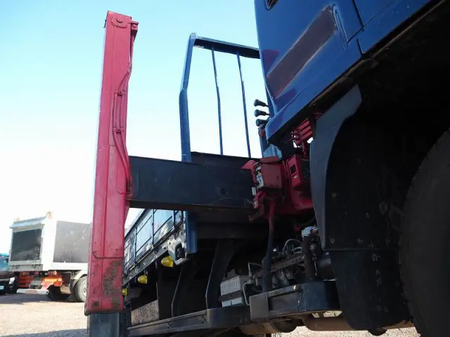 いすゞ フォワード KK-FRR34L4(2WD)の写真12